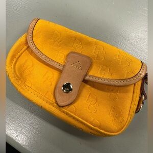 Vintage Dooney & Bourke mustard yellow wristlet